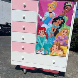 Large Princess Closet (( 