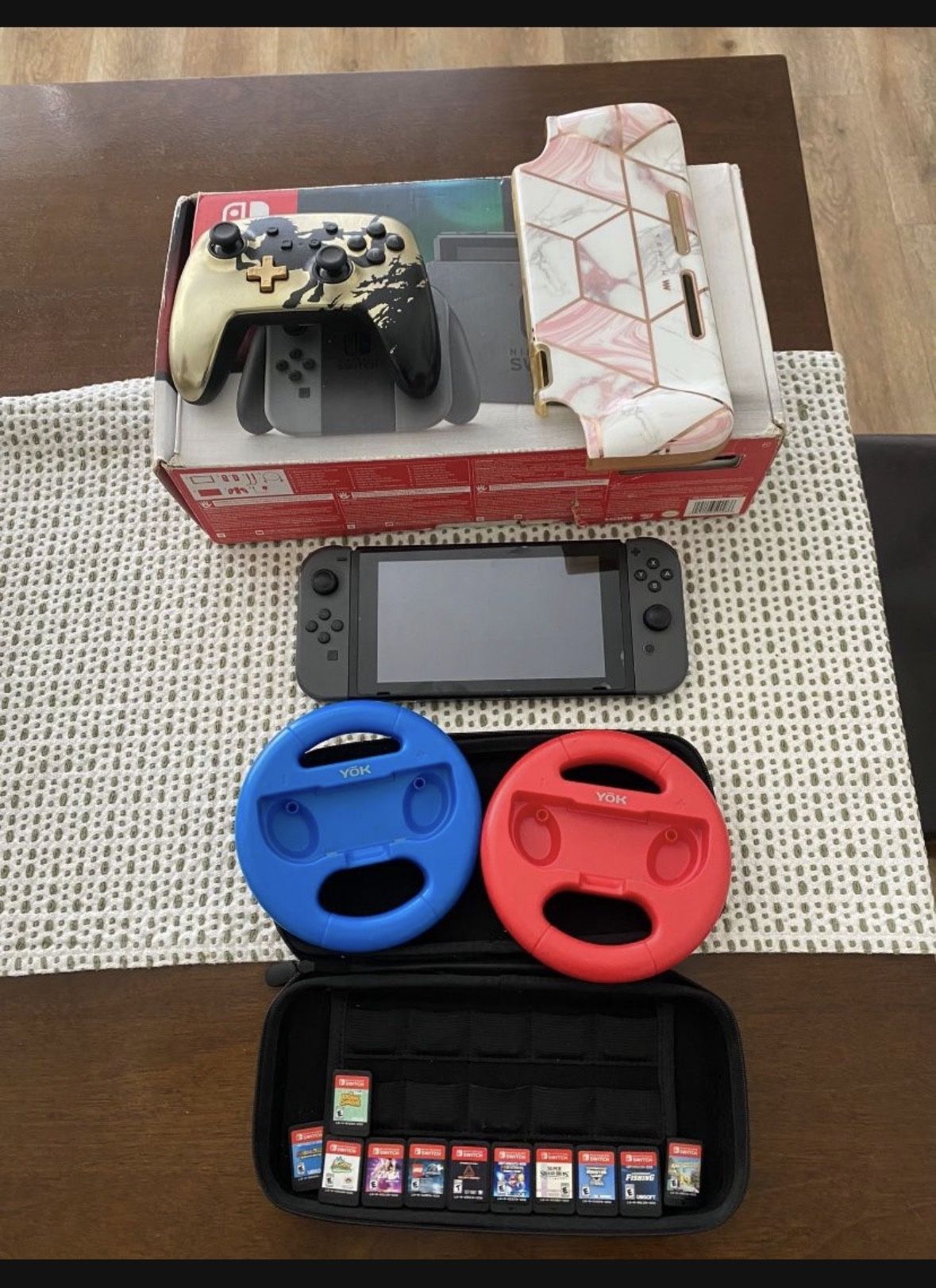 Nintendo Switch V2 Bundle 