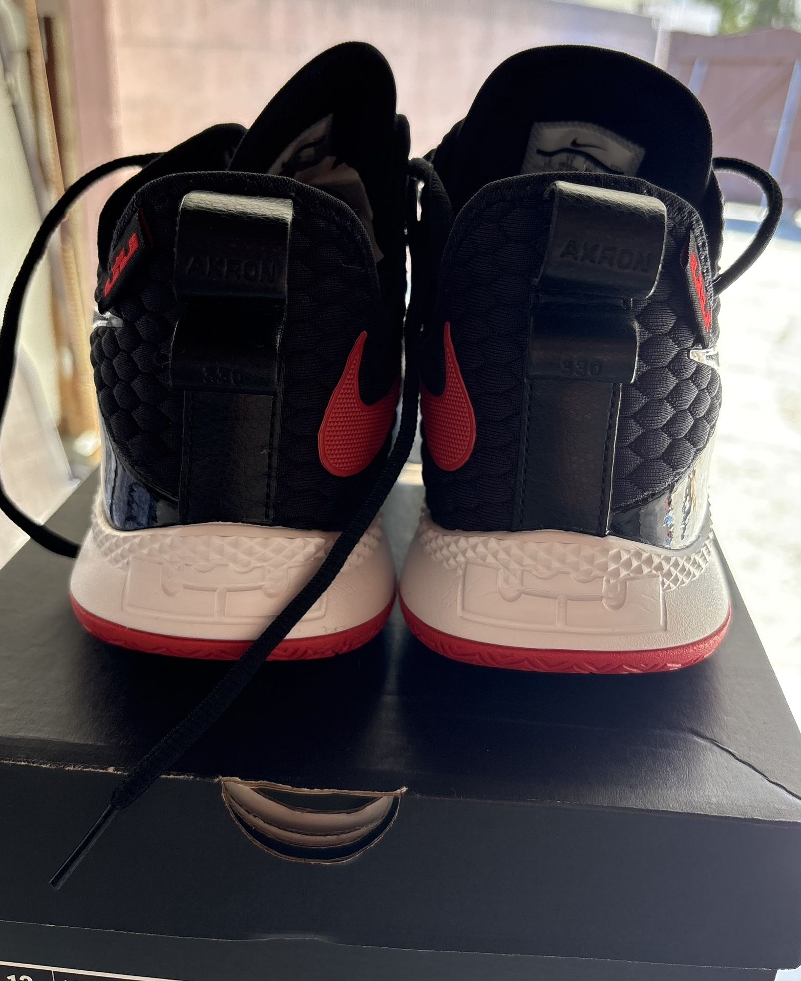 Nike LeBron Witness III size 12