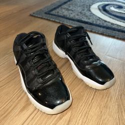 Jordan 11 Low Size 7Y