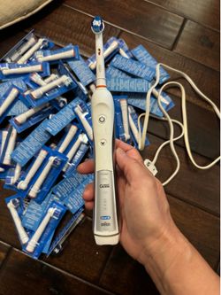 Oral-b w/ 51 head brushes replacement