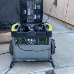 Yeti 300 X Solar, Equipped Power Station