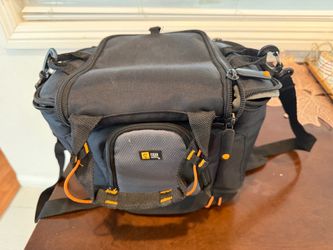 Case Logic Camera Bag with Shoulder Strap