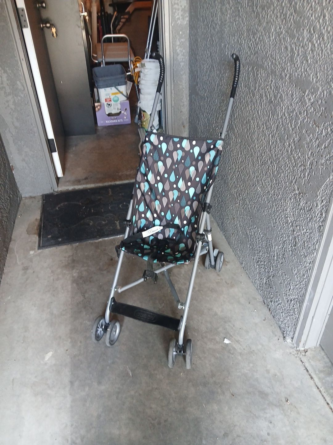 Umbrella stroller