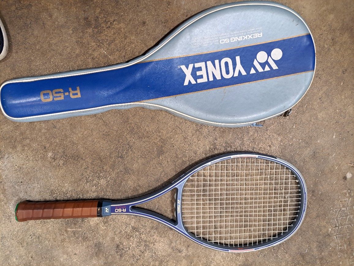 Tennis Racket 