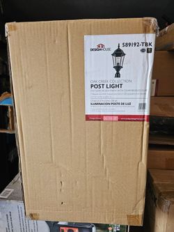 STEEL POST WITH CROSS ARM AND LAMP.....8.5 Ft....NEW....$ 80