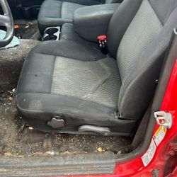 Parts 04-12 Chevy Colorado 4 Door Seats $450