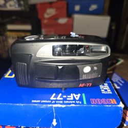 Ricoh AF-77 Panoramic 35mm Point and Shoot Film Camera,Vintage