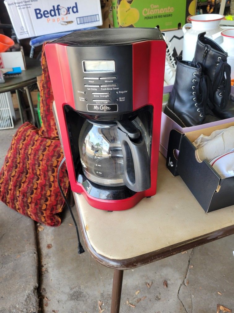 https://offerup.com/redirect/?o=TXIuY29mZmVl