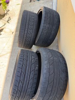 Set of 4 tires for 20 in rims