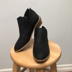 Brand new stylish Casual Black dress shoes