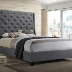 Chantilly Gray Upholstered Queen Bed

