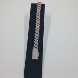 10kt Cuban Link Bracelet W/ 10ct W/ SI1 Diamonds 