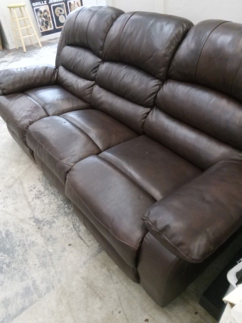 Dual Recliner Real Leather In College Park 