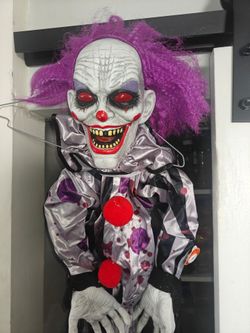 Halloween Animatronics  Hanging Clown