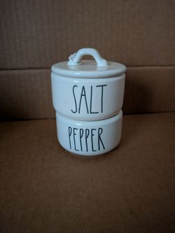 Rae Dunn Stacking Salt and Pepper Set NWOT