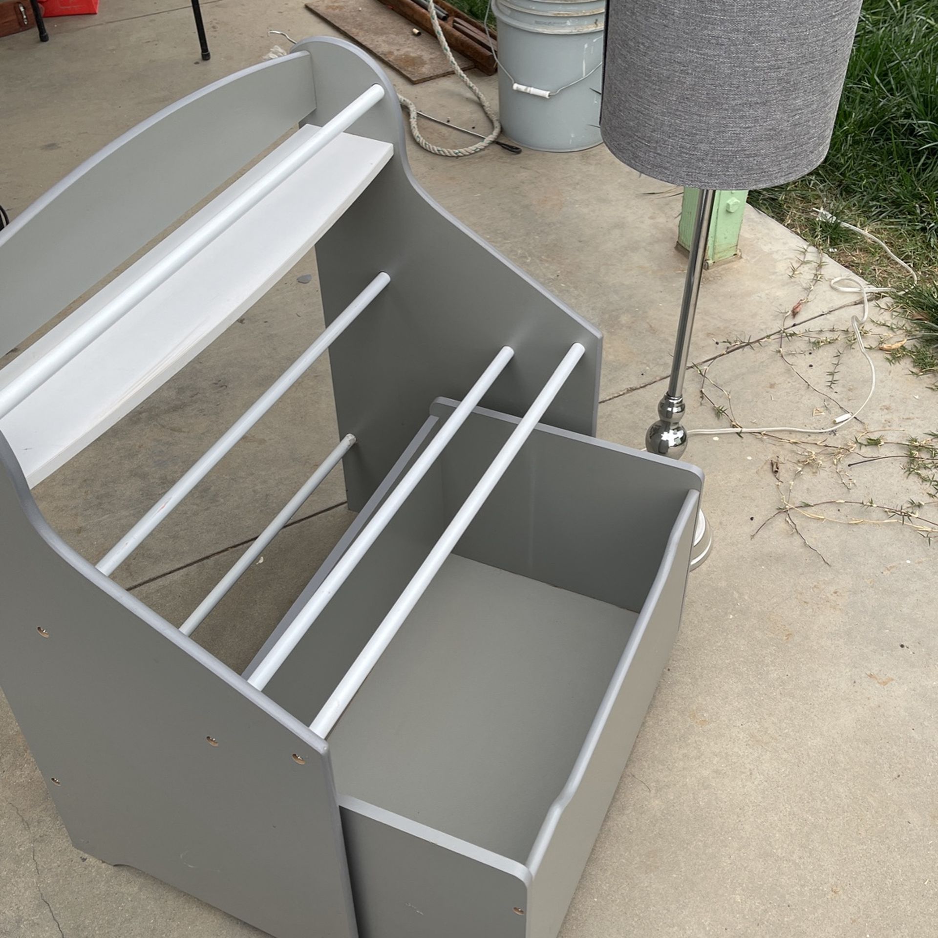 Shoe Rack And Lamp