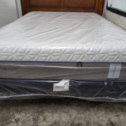 TEMPUR-CLOUD SUPREME  FULL SIZE MATTRESS  PICK UP & DELIVERY AVAILABLE FOR FREE OR GAS MONEY🚚🚚🚚