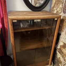 FREE DRESSER -pick up 03/21 and 03/22 only!