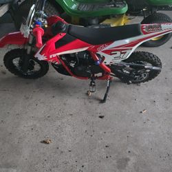90cc Dirt Bike