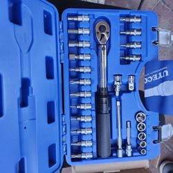 UYECOVE TORQUE WRENCH 26 PC Set