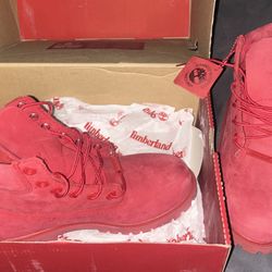 Red Timberland 
