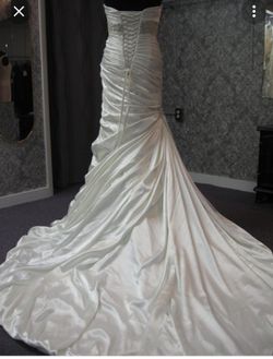 NEW SIZE 4 MAGGIE SOTTERO WEDDING DRESS Paid Over $1800 Thumbnail
