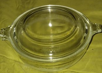 Vintage Pyrex Baking Dish