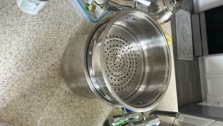 Steam pot