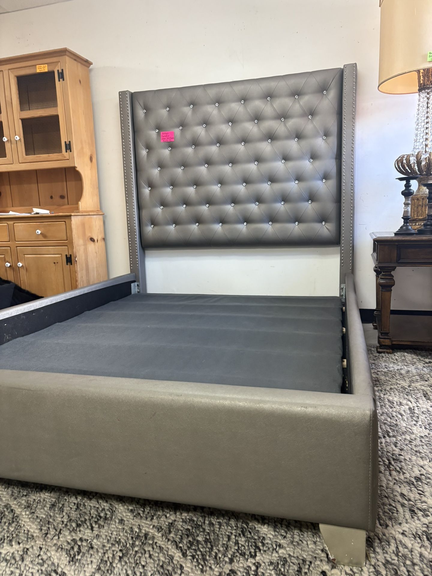 Coralayne  Upholstered Bed