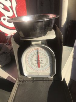 Coin scale for pennies nickels and dimes and quarters