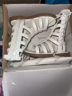 Girl high sandals