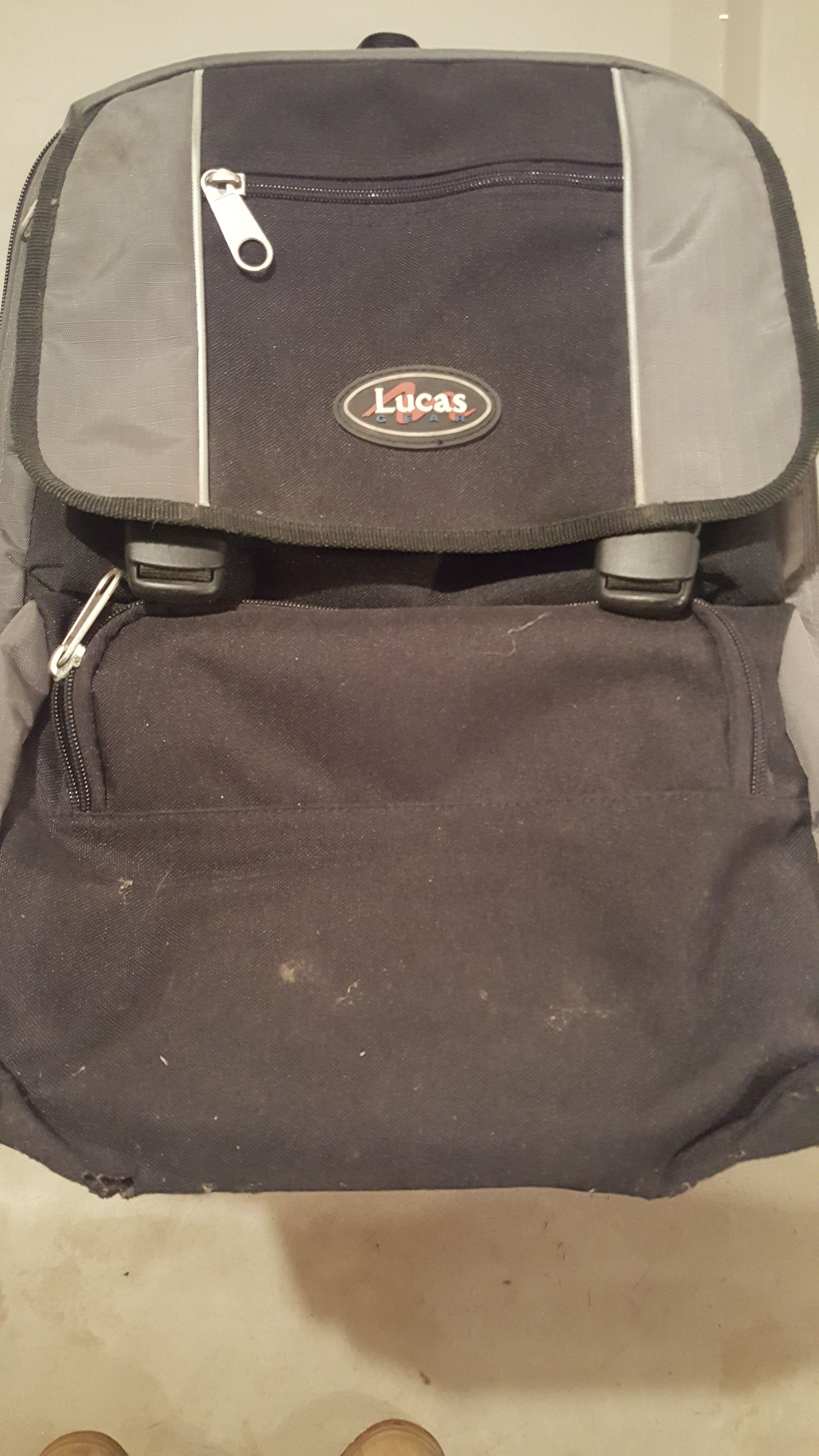 Lucas Bag with Wheels