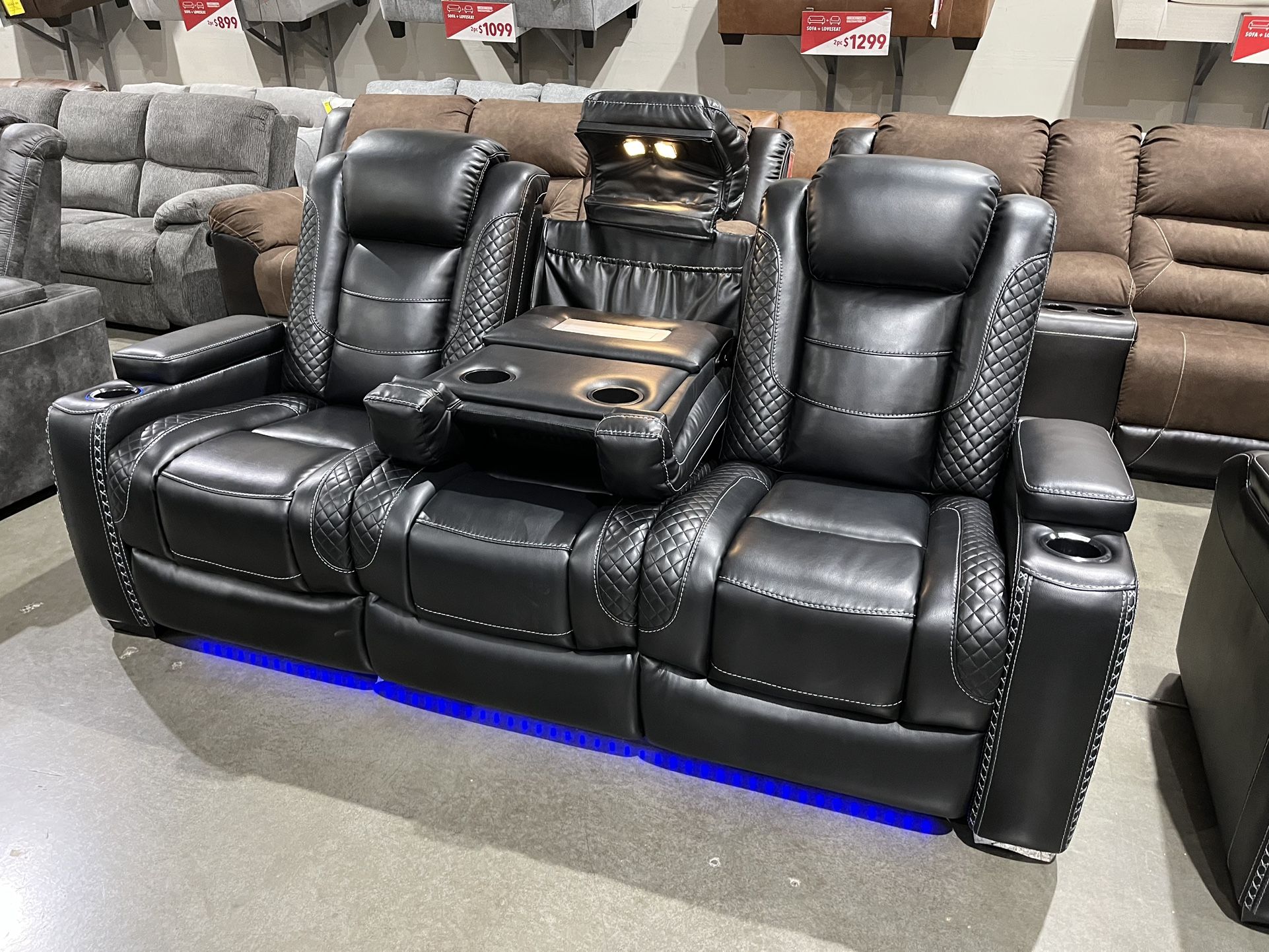 2pc Power Reclining Sofa And Loveseat set 💥