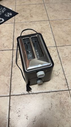 Betty Crocker Toaster