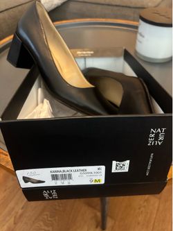 Naturalizer women’s dress pumps