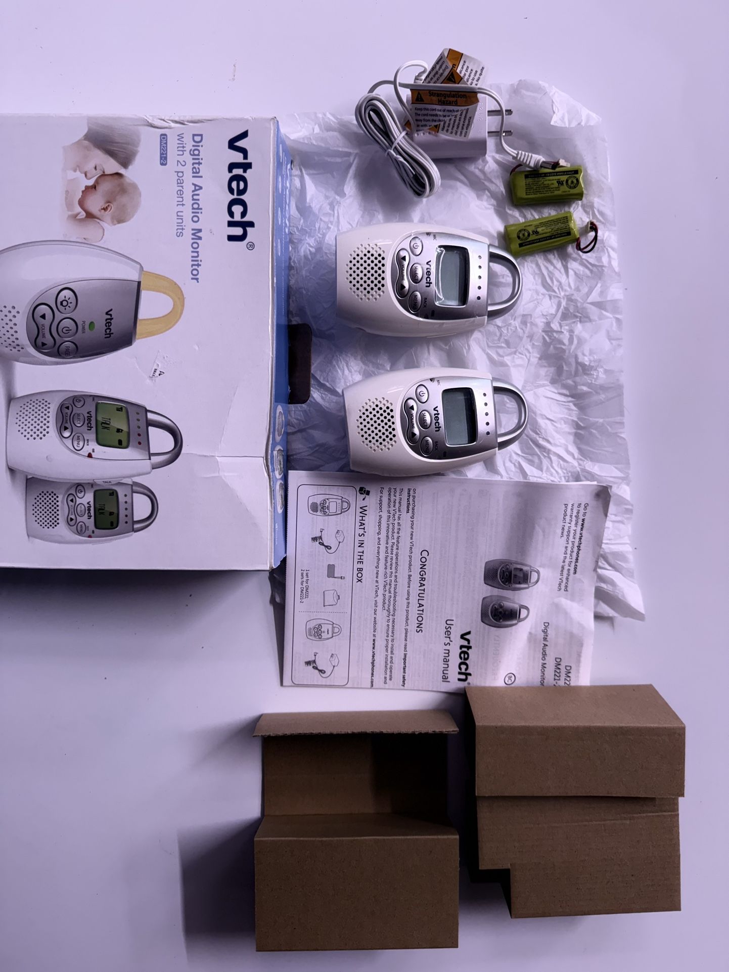 VTech DM221-2 Digital Audio Baby Monitor w 2 Pair For Parts