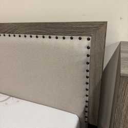 Queen Size Bedroom Set