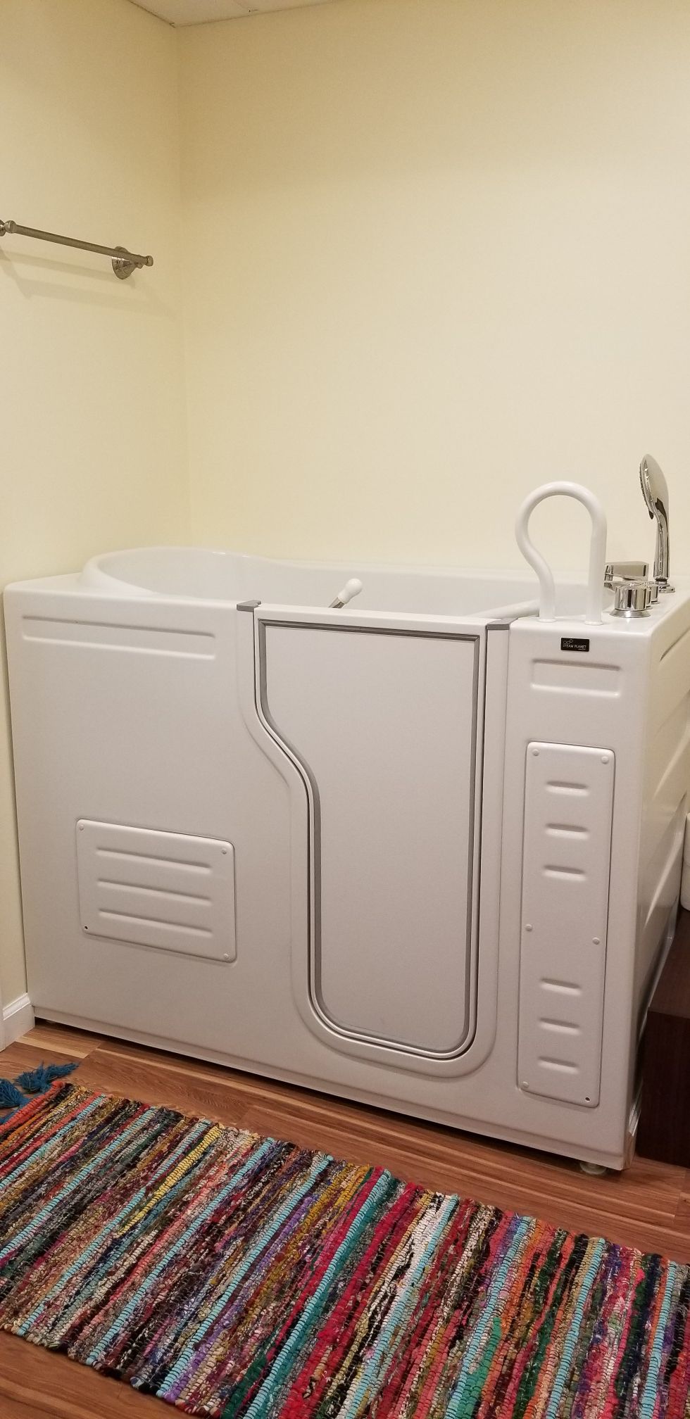 Steam WalkIn Tub for Sale in Goldsboro, PA OfferUp