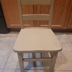 Small Kids Chair 