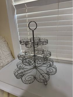 3-Tier Chrome Wire Cupcake Stand