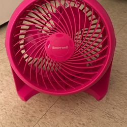Honeywell Mini Fan (Pink)