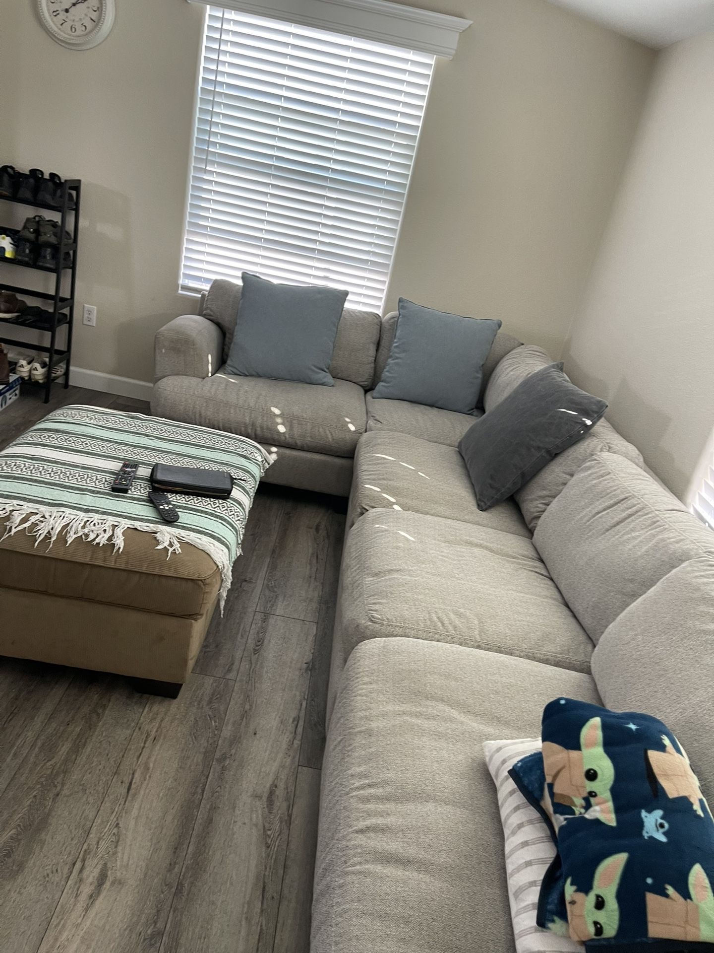 Sectional Couch Light Gray Color