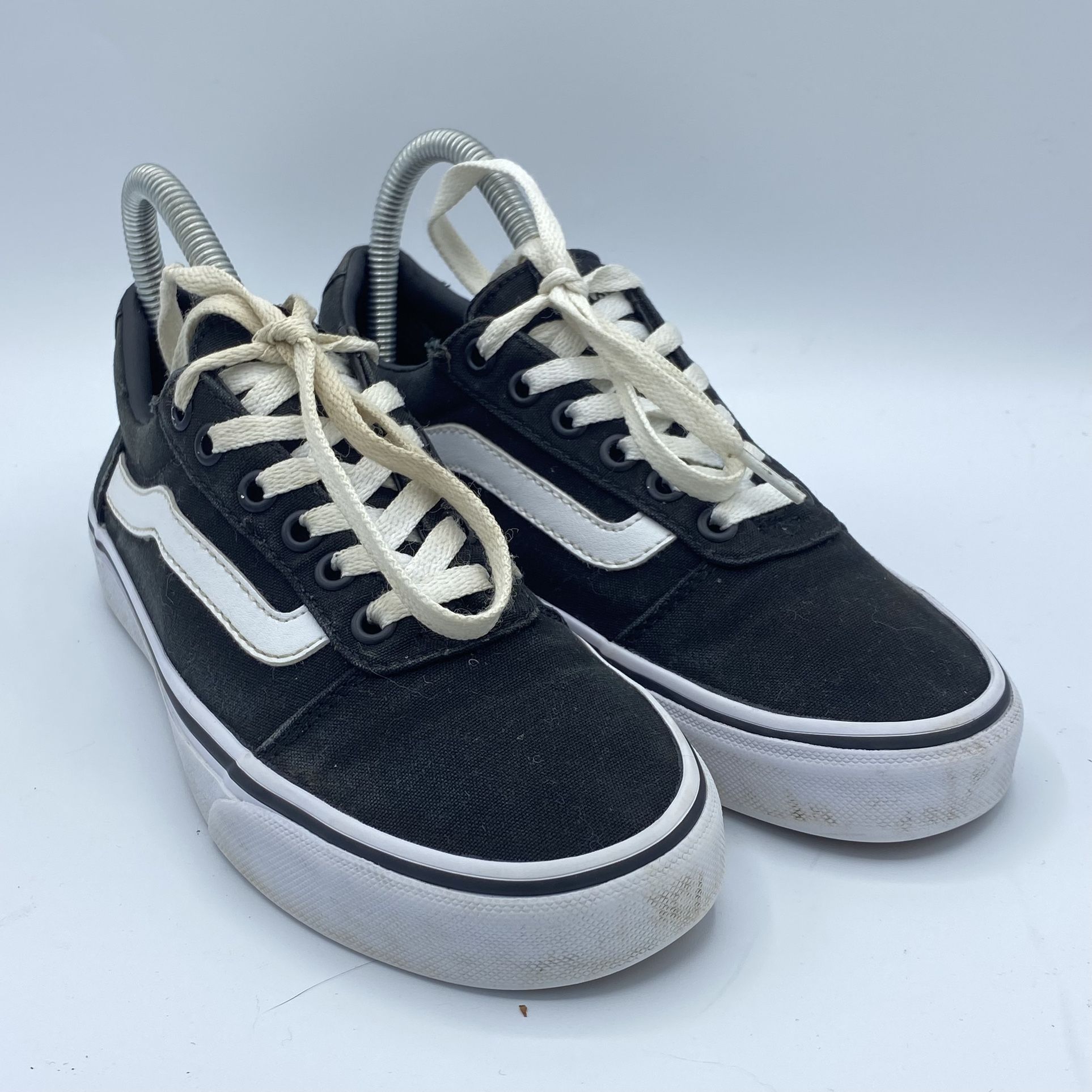 USED Vans Unisex Black 500714 Low Top Skateboarding Shoes Size Women 6.5