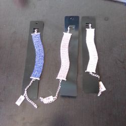 Costume bracelet $5 Each 
