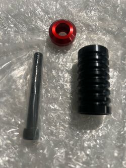 Shifter Peg For Harley Touring、Softail、Sportster，Black & Red (New)