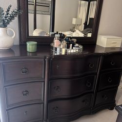 Bedroom Dresser 