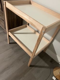Changing table