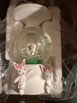 BBW Easter globe