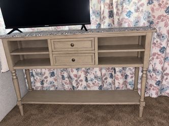 TV AND FURNITURE